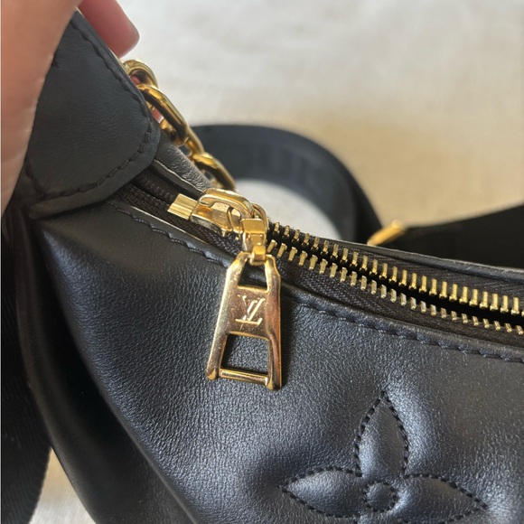 Louis Vuitton over the moon - Picture 6 of 11